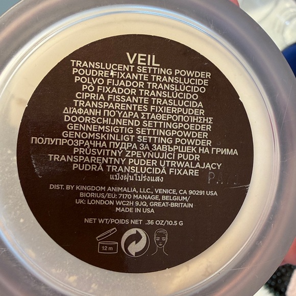 Hourglass VEIL Translucent Setting Powder - Picture 3 of 5